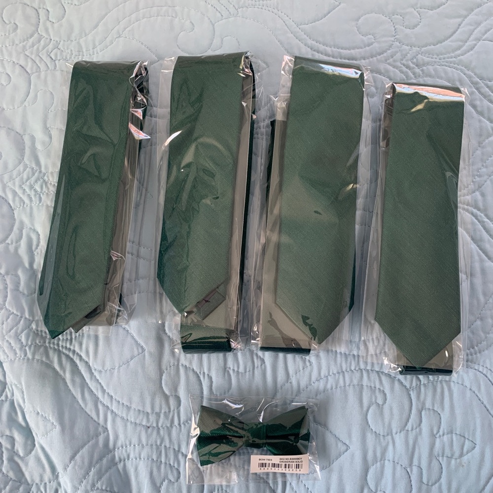 NWT/NIB BHLDN TIE BAR HUNTER GREEN TIES (4) & BOW TIE (1)